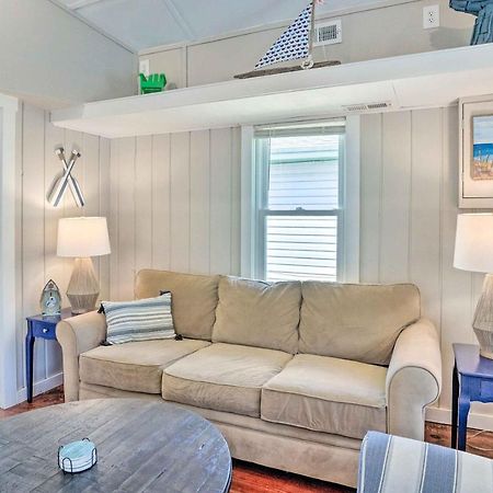 Chic Cottage With Private Yard Steps To Beach! Colonial Beach Buitenkant foto
