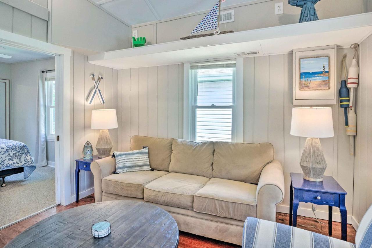 Chic Cottage With Private Yard Steps To Beach! Colonial Beach Buitenkant foto
