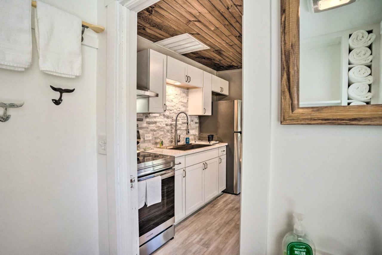 Chic Cottage With Private Yard Steps To Beach! Colonial Beach Buitenkant foto
